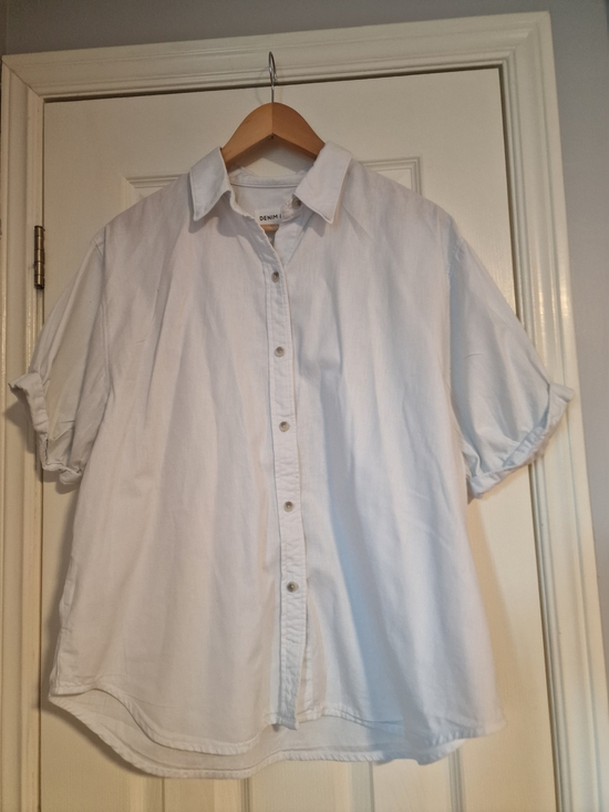 Denim Forum Tops - Aritzia Denim Forum The Jane Shirt, Size Medium
